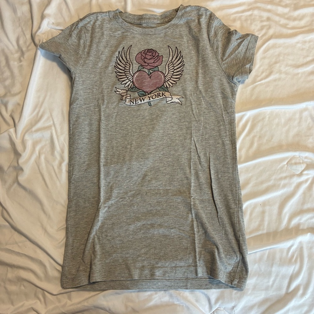Aeropostale Gray Winged Heart Kids Tee